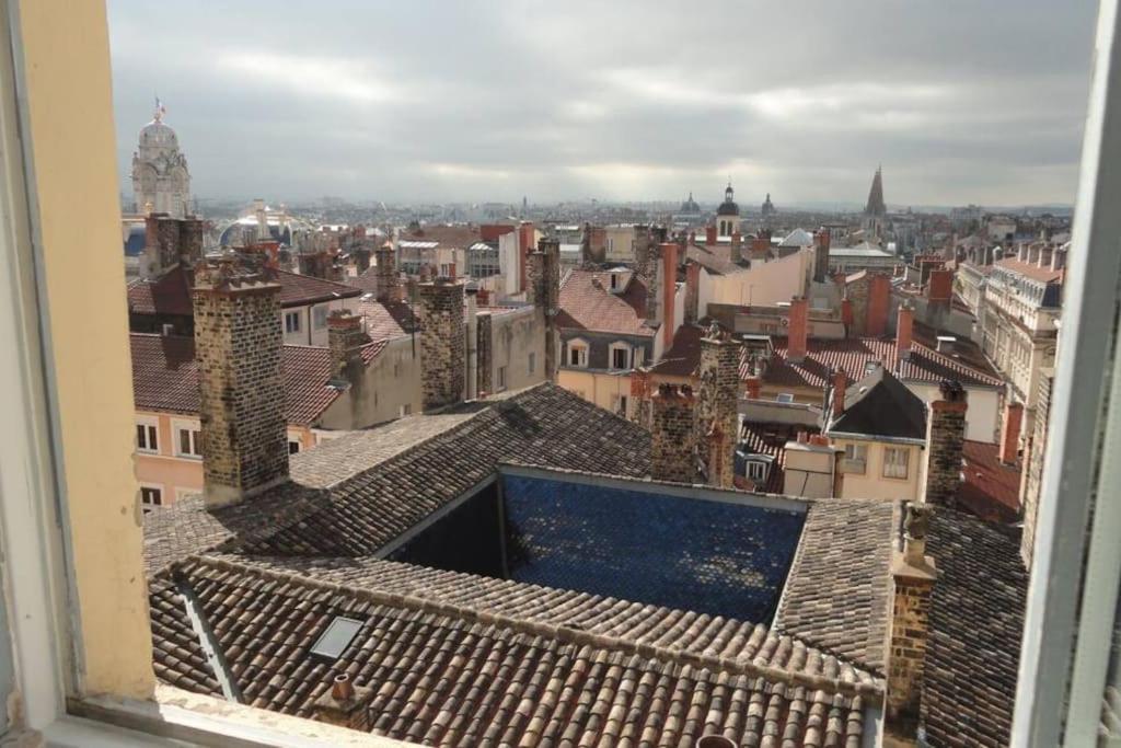 Mirador T2 Ensoleille Place Des Terreaux Vue Fourviere Lyon Exterior foto